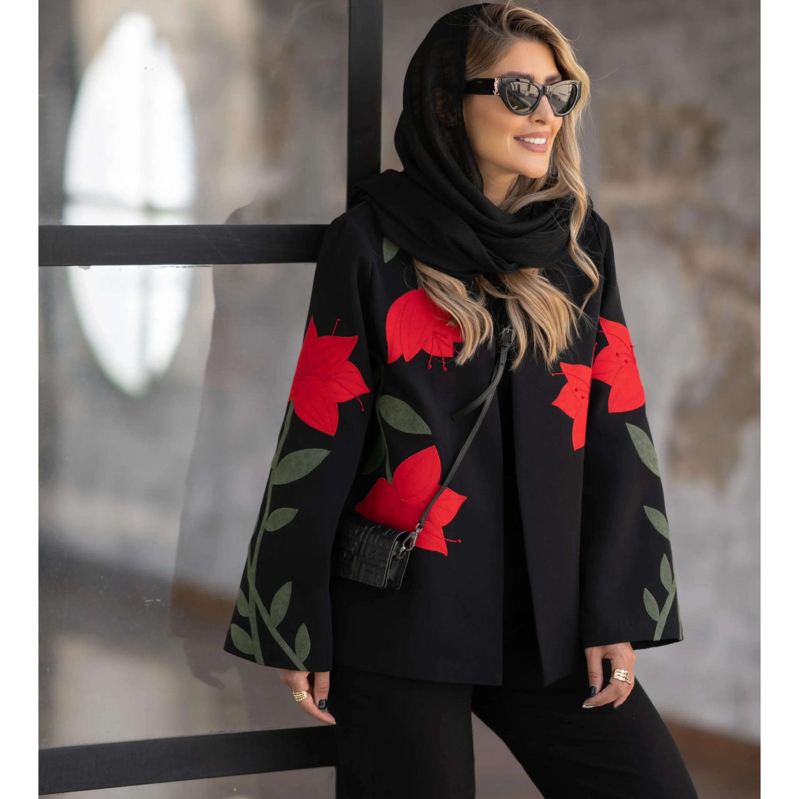 کت دست دوز قرمز مشکی - Image 4