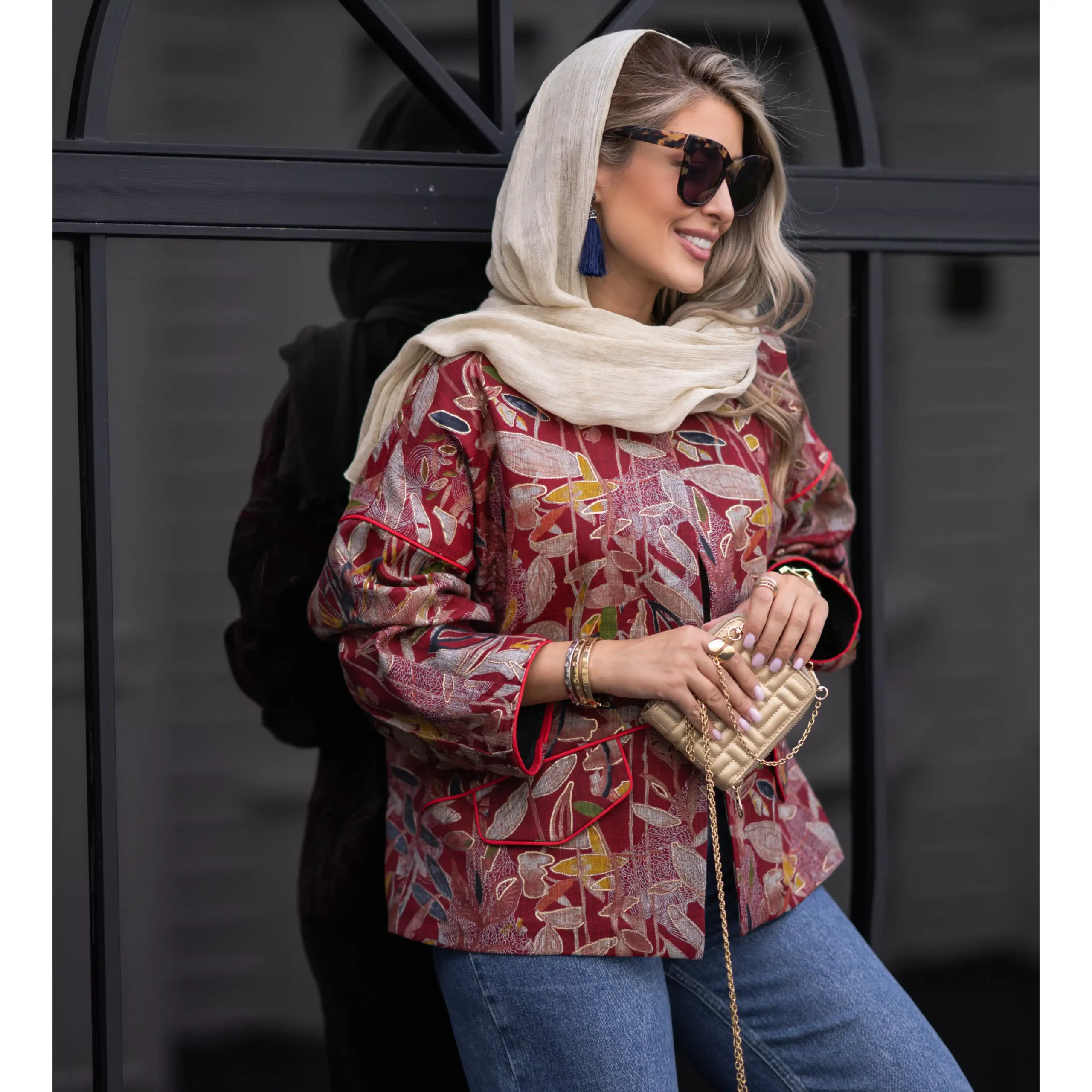 کت looiz - Image 2